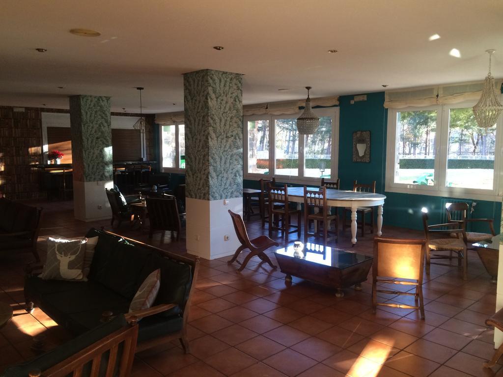 Sabiñánigo Hotel La Pardina מראה חיצוני תמונה