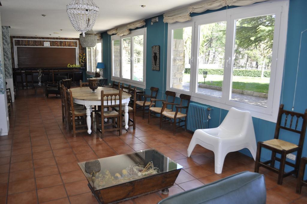 Sabiñánigo Hotel La Pardina מראה חיצוני תמונה