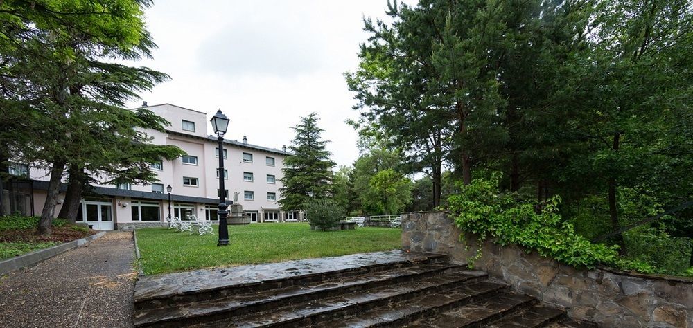 Sabiñánigo Hotel La Pardina מראה חיצוני תמונה