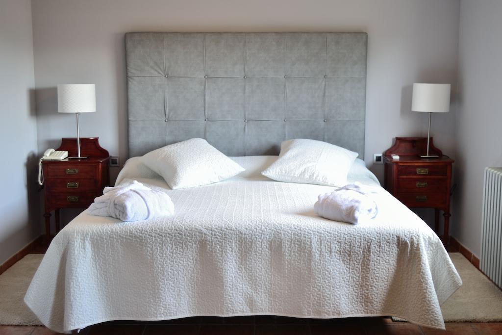 Sabiñánigo Hotel La Pardina מראה חיצוני תמונה